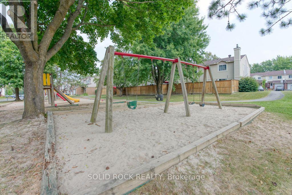 Photo 26 of 463 Canotia Place, Ottawa ON