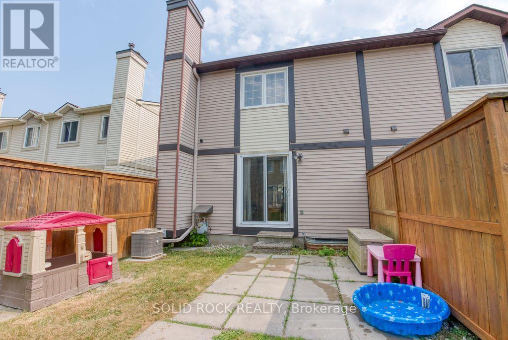 Photo 23 of 463 Canotia Place, Ottawa ON