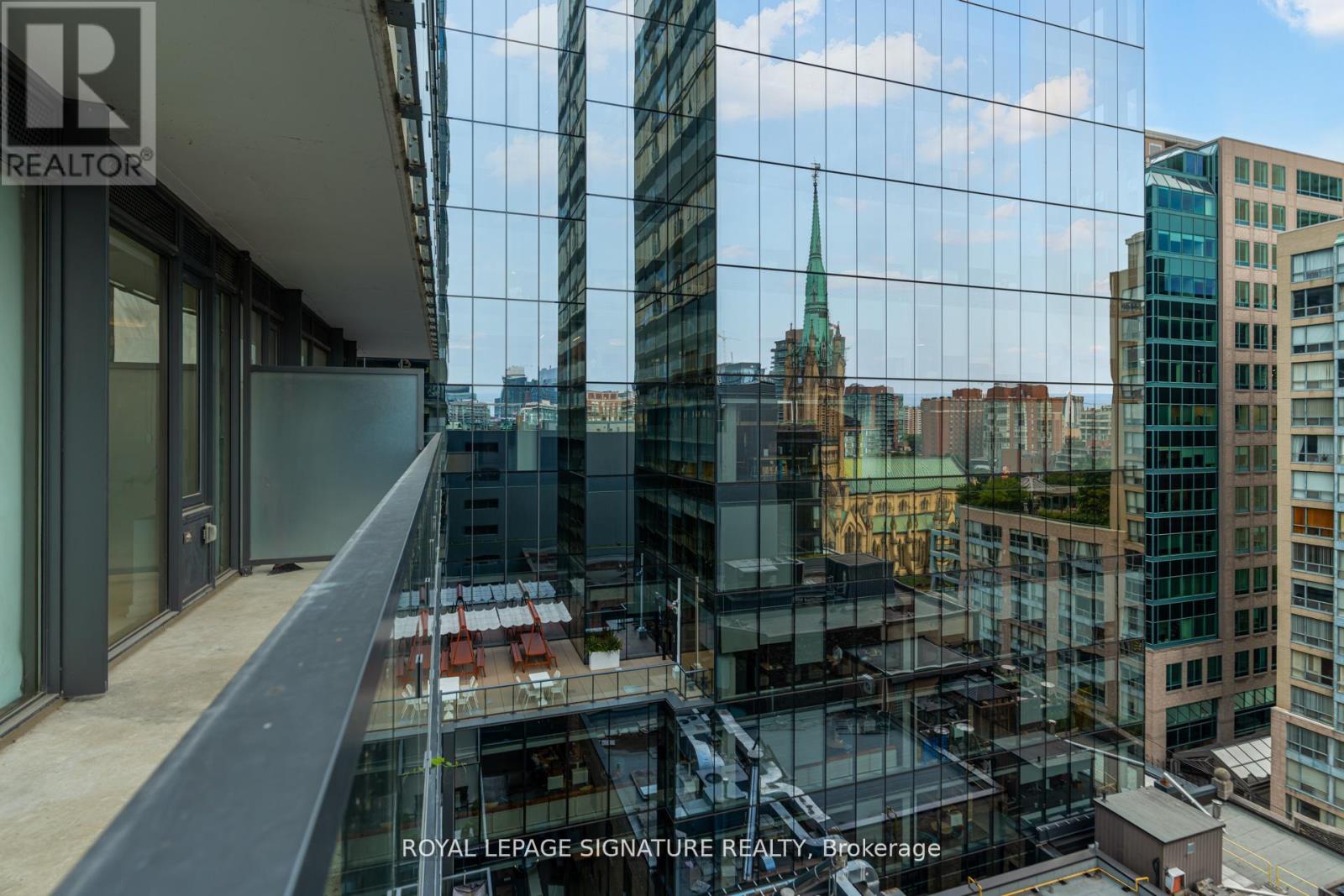 Photo 18 of 1107 60 Colborne Street, Toronto ON