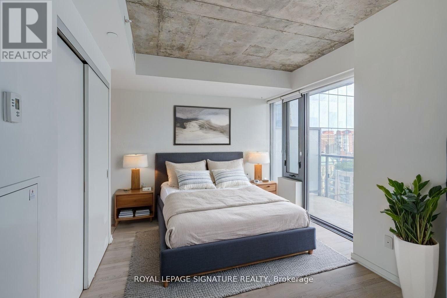 Photo 4 of 1107 60 Colborne Street, Toronto ON