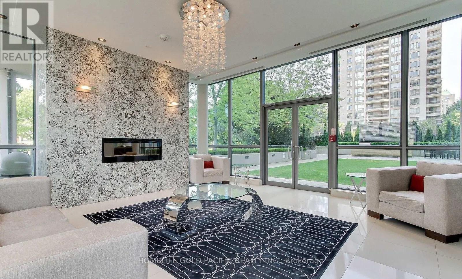 Photo 3 of 1304 26 Norton Avenue, Toronto ON