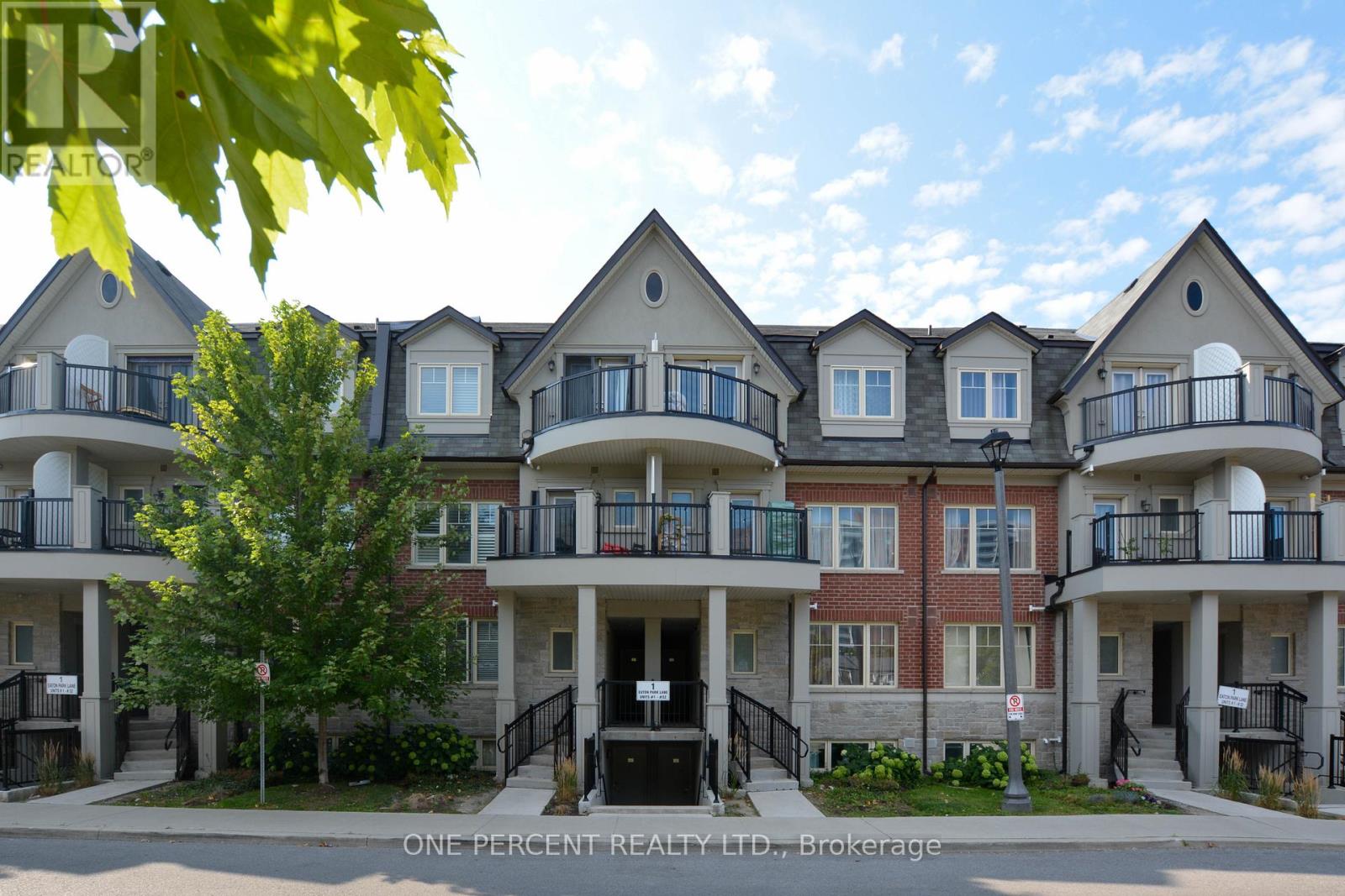 Photo 27 of 20 1 Eaton Park Lane, Toronto ON