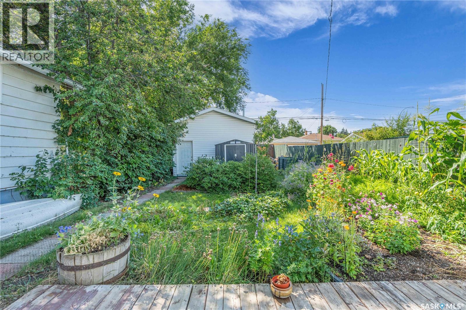 Photo 36 of 2212 Edgar Street, Regina SK