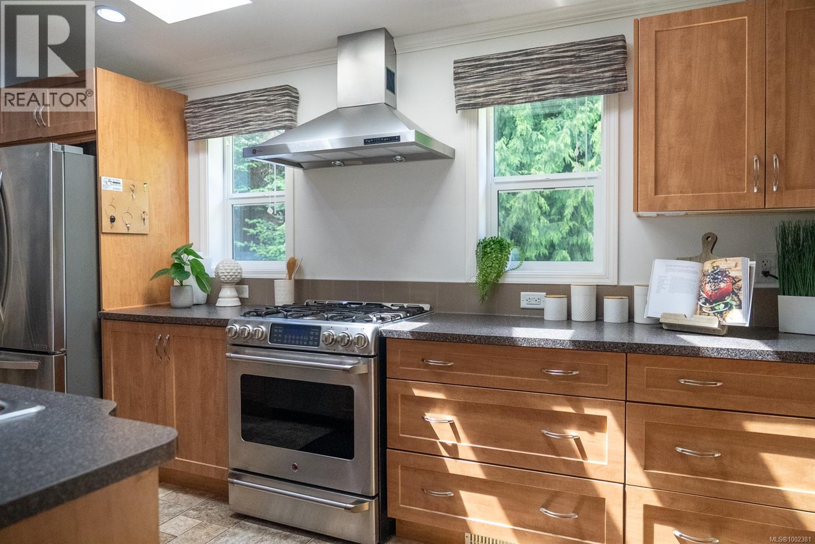 2604 Dory Way, Pender Island