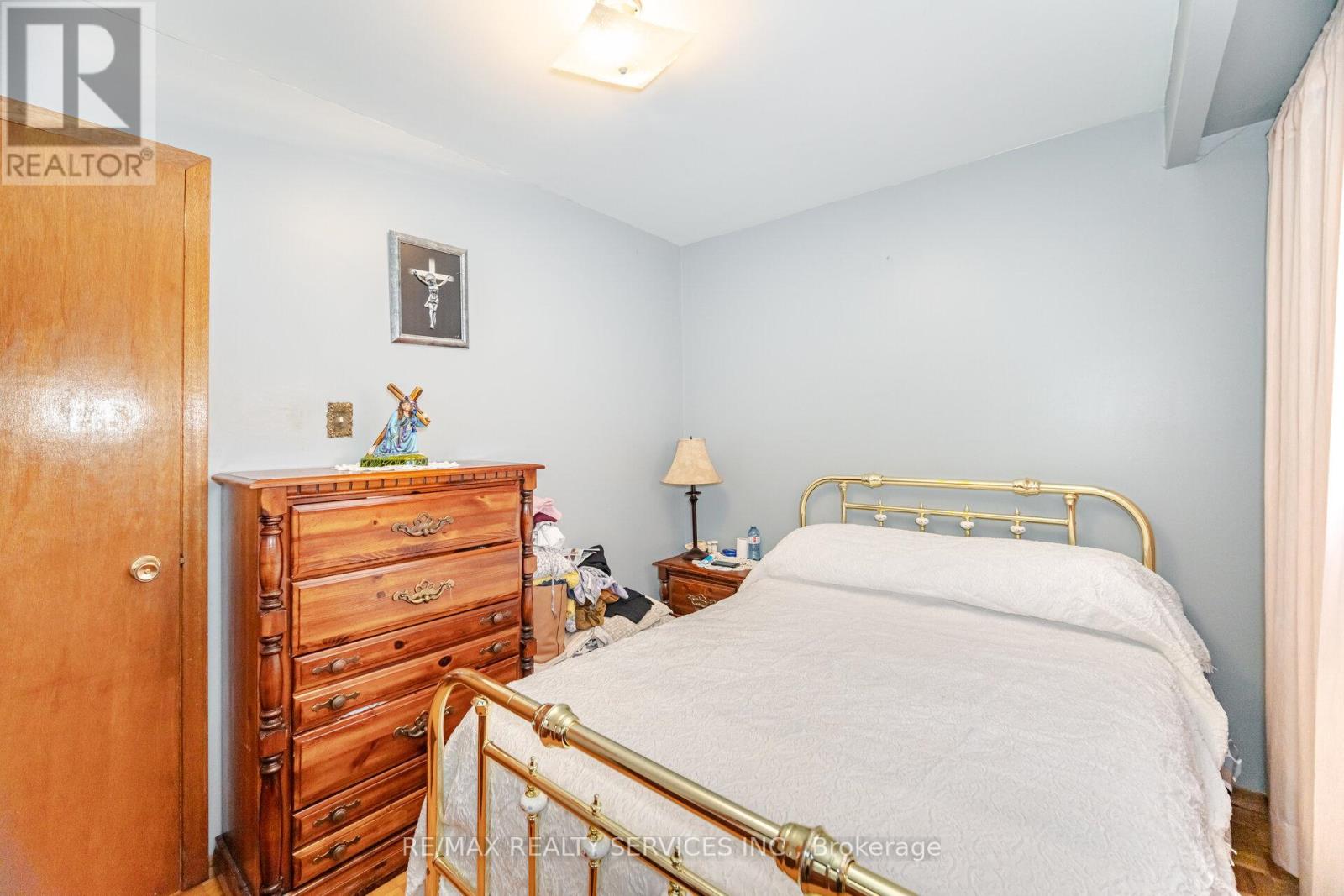 Photo 48 of 33 Tolton Drive, Brampton ON
