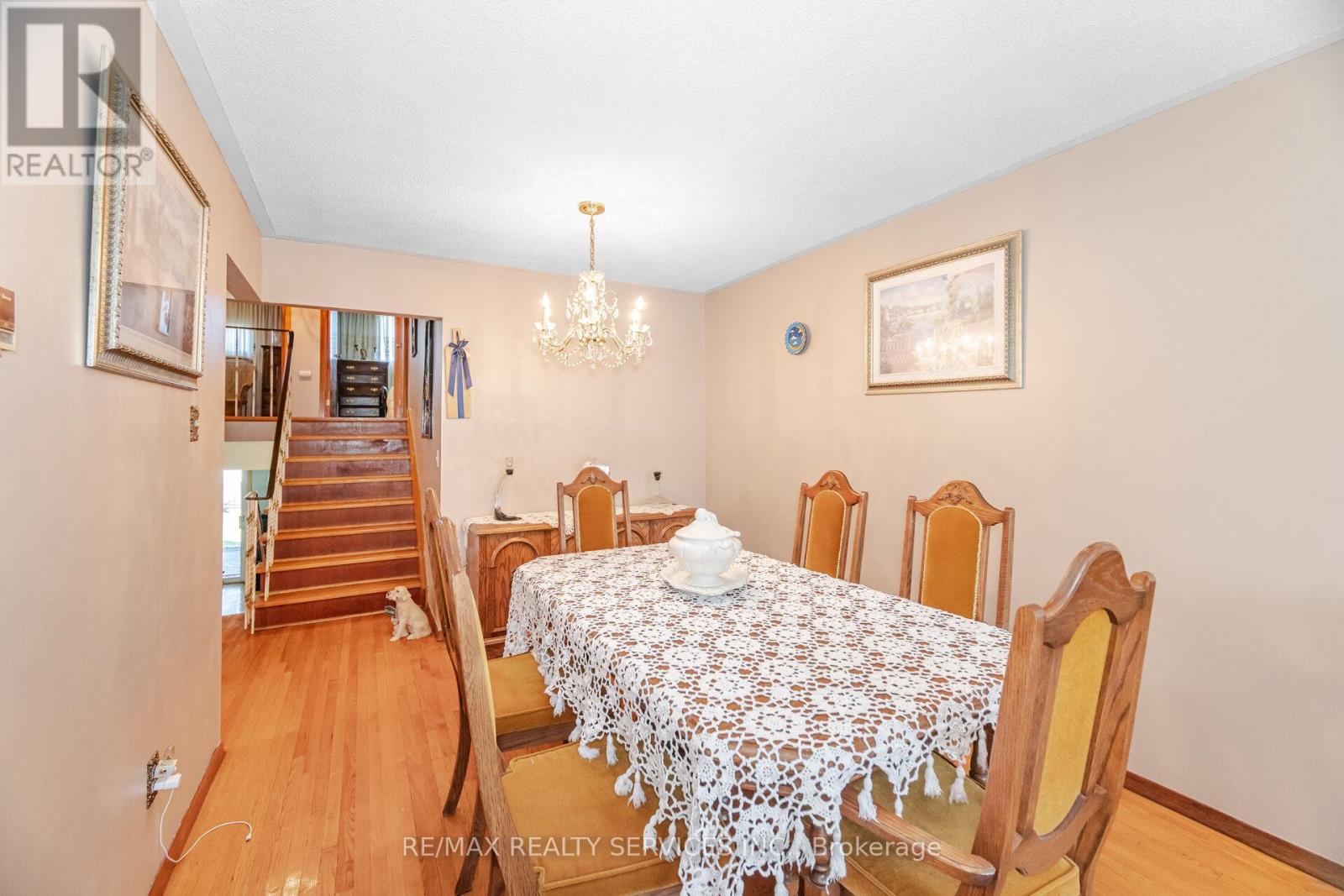 Photo 45 of 33 Tolton Drive, Brampton ON
