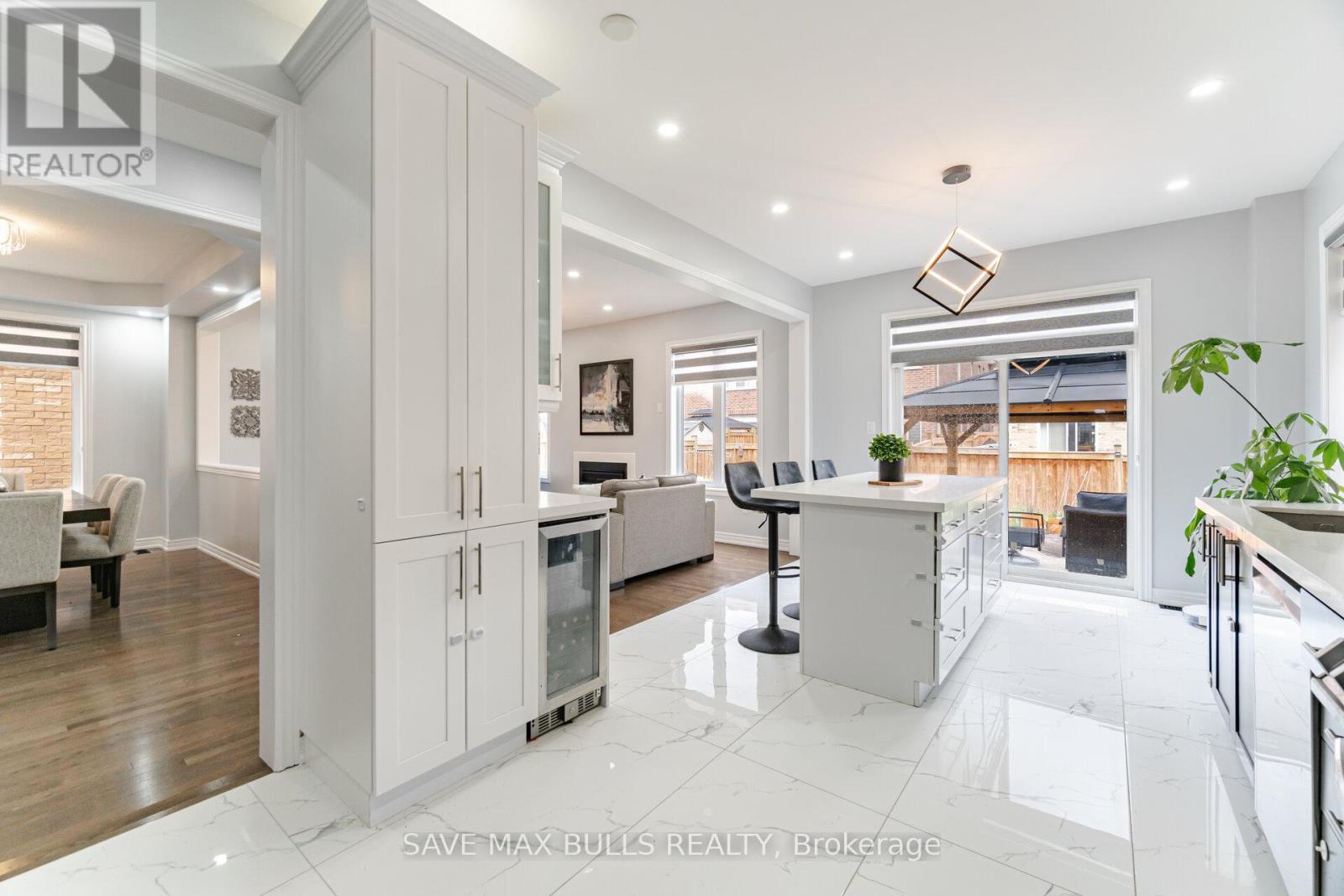 Photo 23 of 84 Haverstock Crescent, Brampton ON