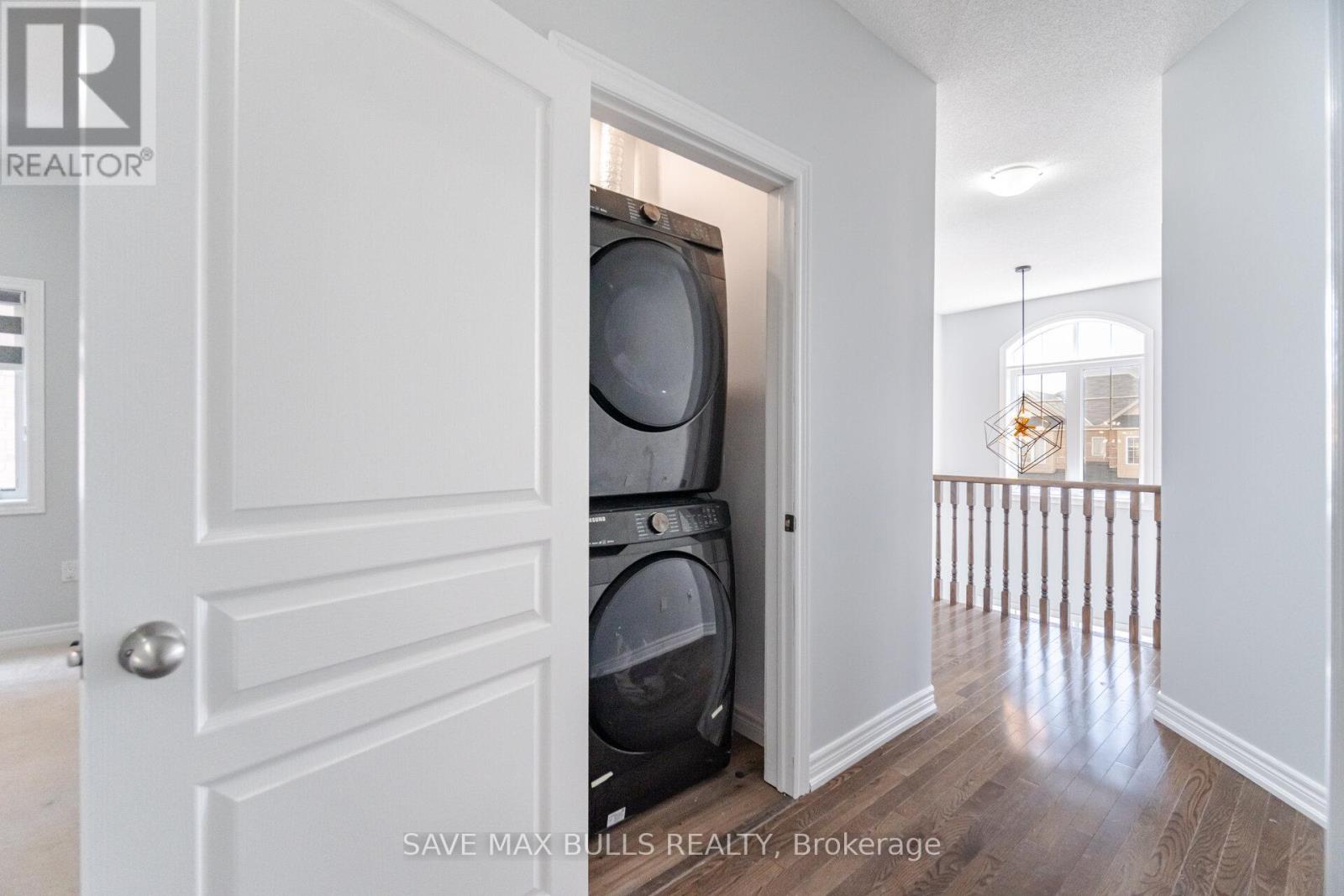 Photo 26 of 84 Haverstock Crescent, Brampton ON