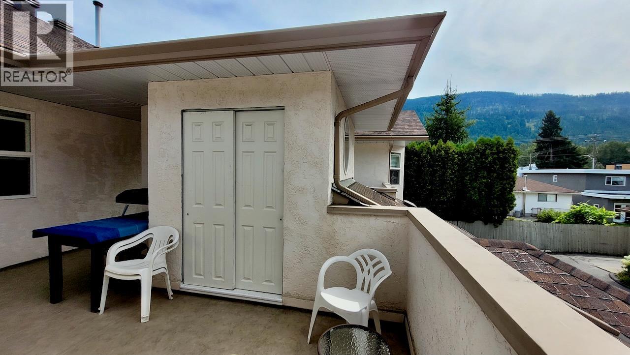 Photo 51 of 428 Beasley Crescent W, Nelson BC