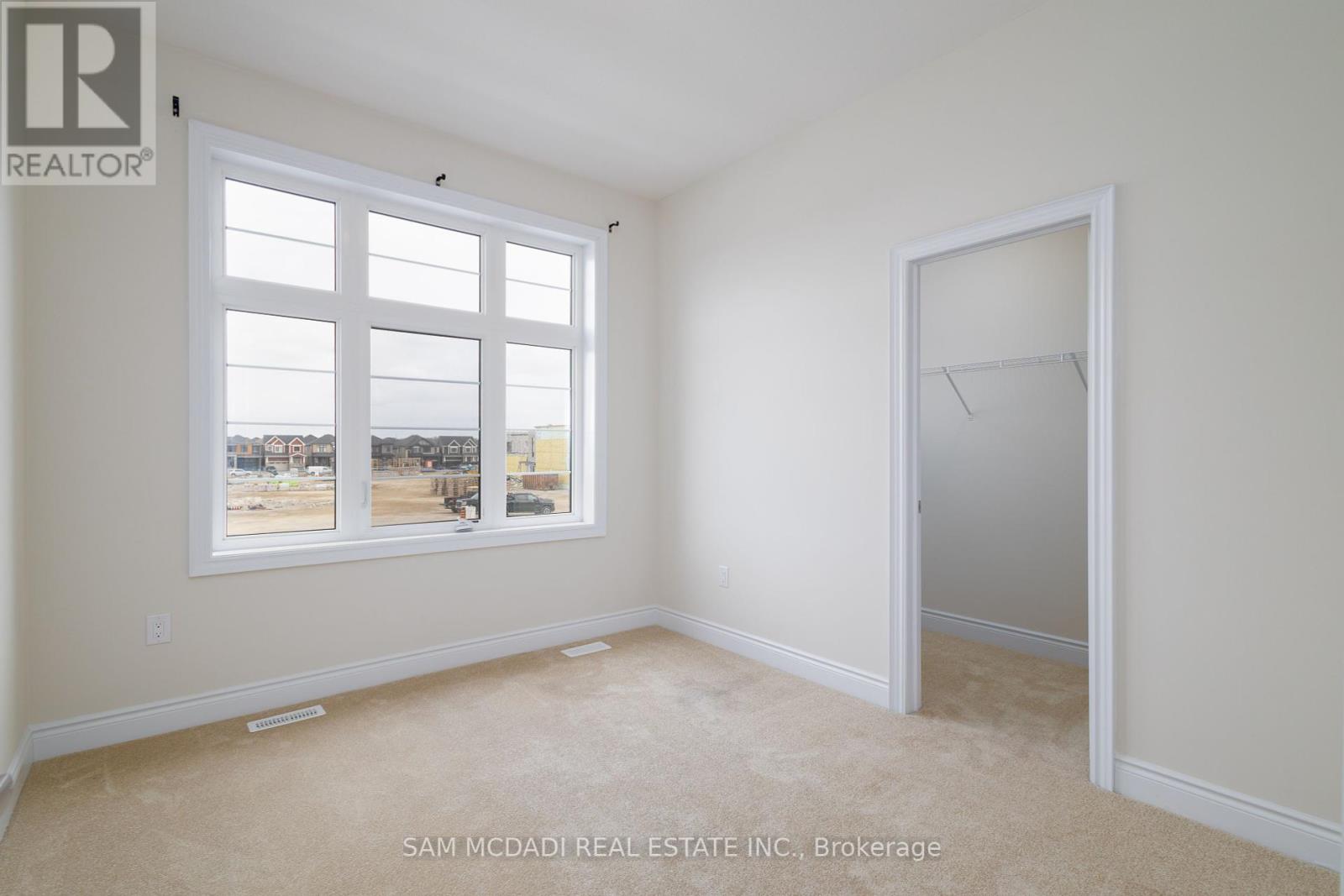 Photo 10 of 180 Whithorn Crescent, Haldimand ON