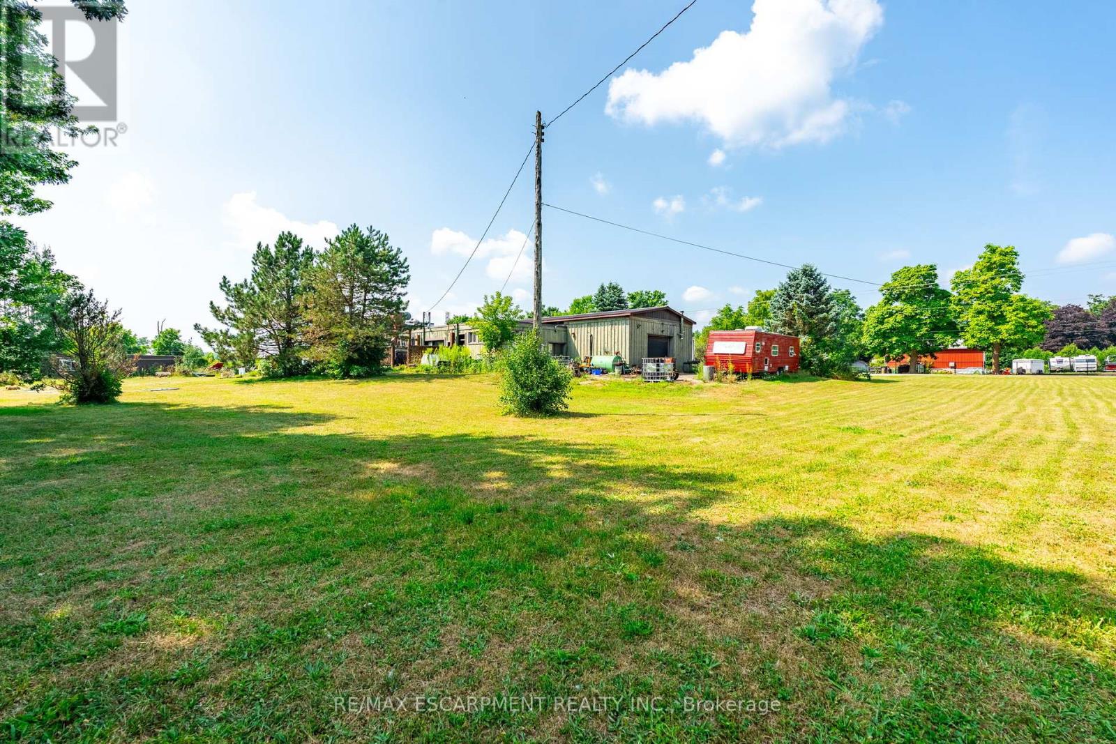 Photo 10 of 1090 Brock Road, Hamilton ON