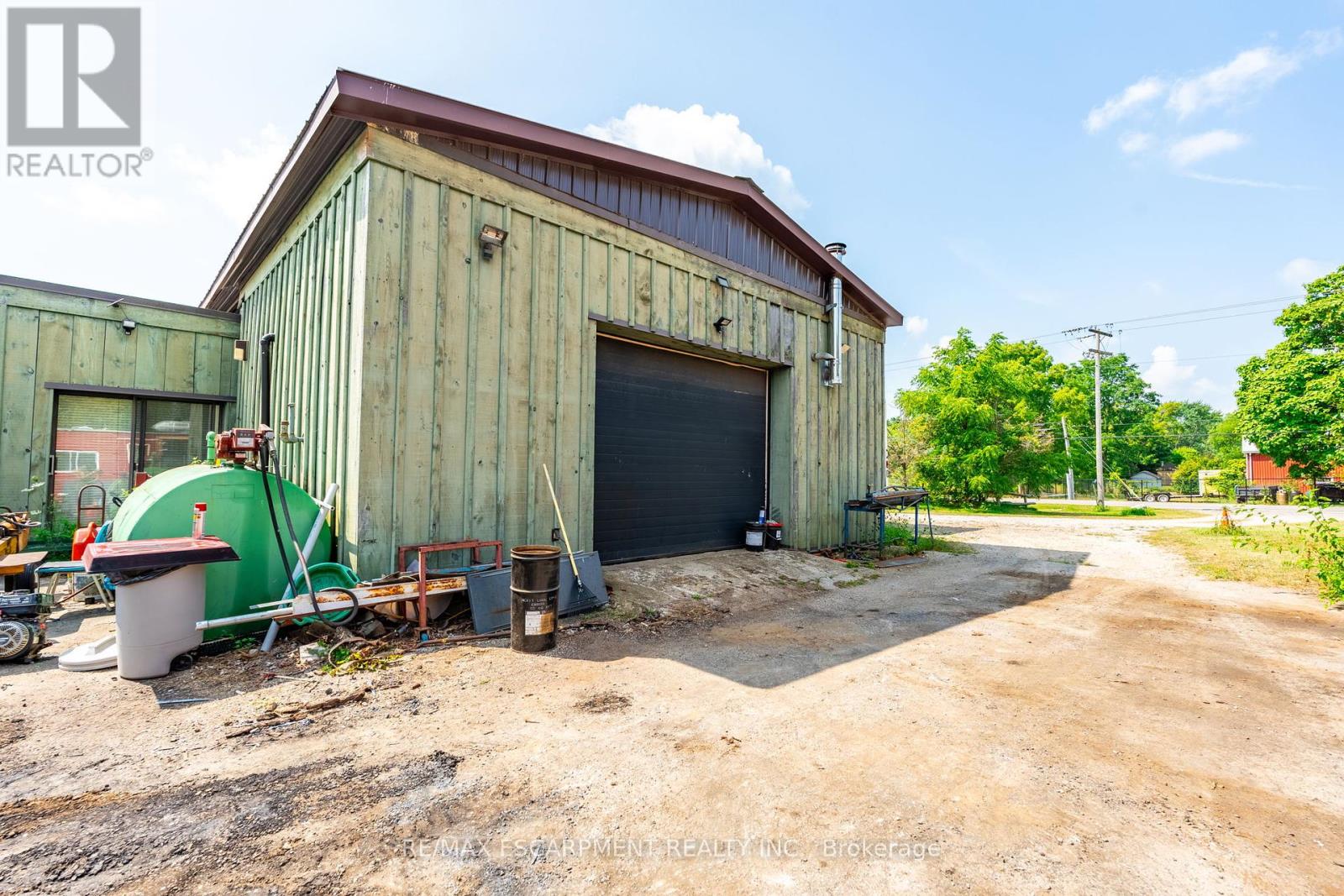 Photo 13 of 1090 Brock Road, Hamilton ON