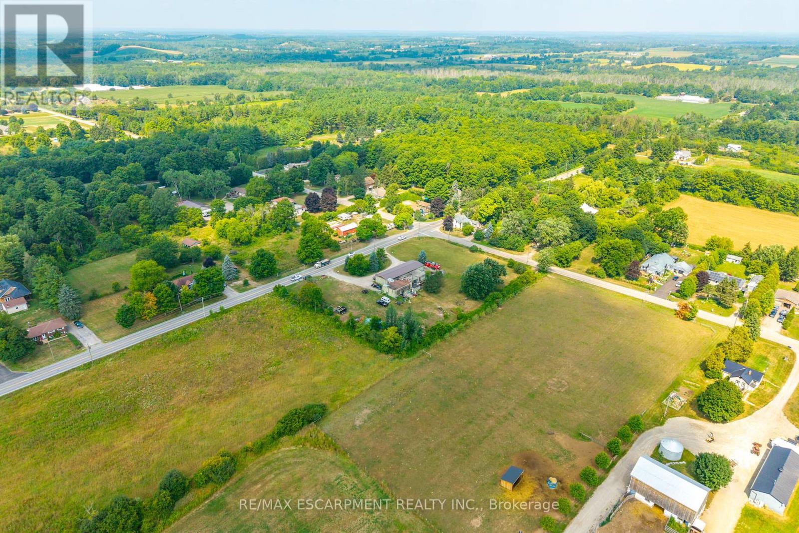 Photo 26 of 1090 Brock Road, Hamilton ON