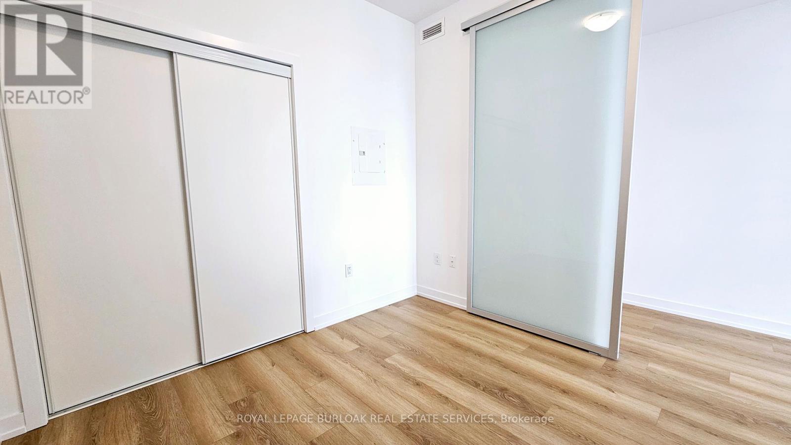 Photo 10 of 322 470 Dundas Street, Hamilton ON