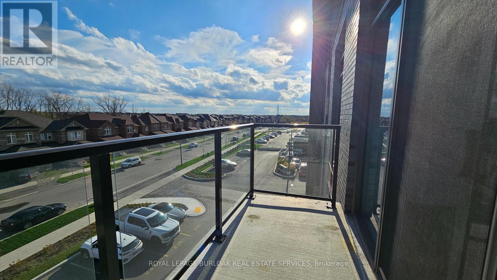 Photo 9 of 322 470 Dundas Street, Hamilton ON