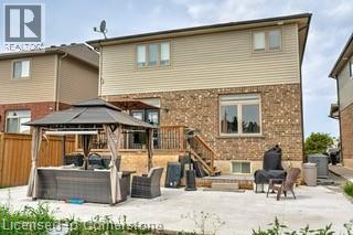Photo 3 of 12 Mitten Court, Hamilton ON