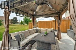 Photo 6 of 12 Mitten Court, Hamilton ON