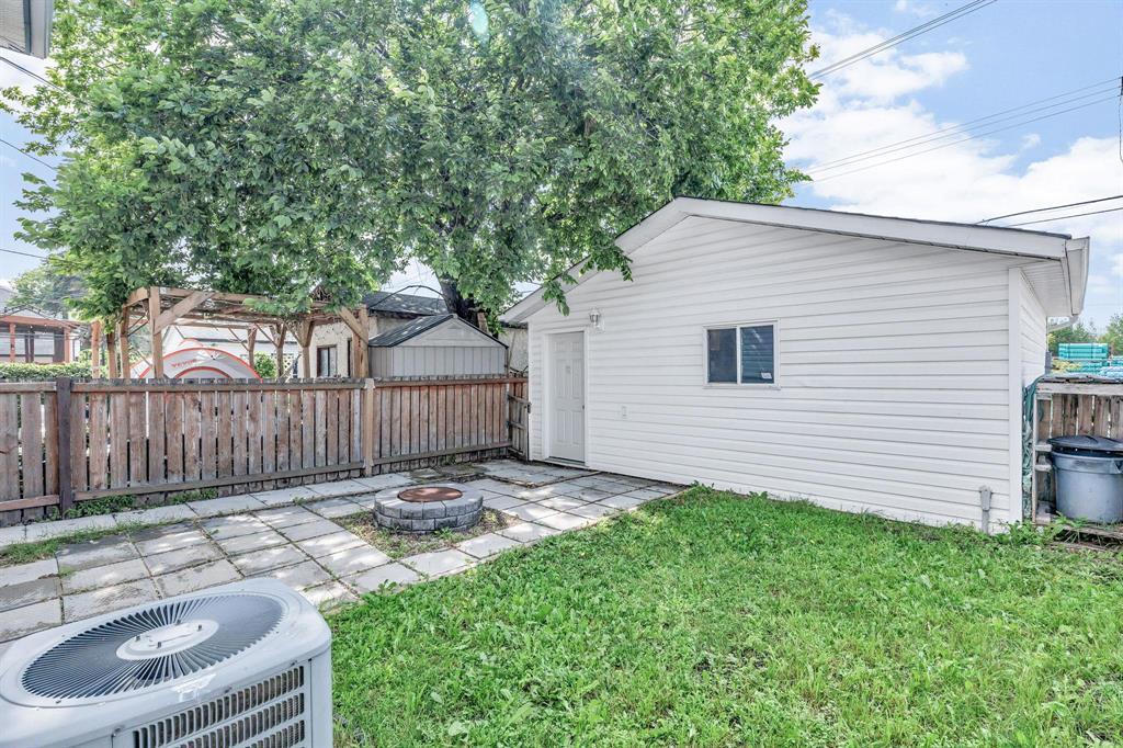 Photo 22 of 860 Strathcona Street, Winnipeg MB