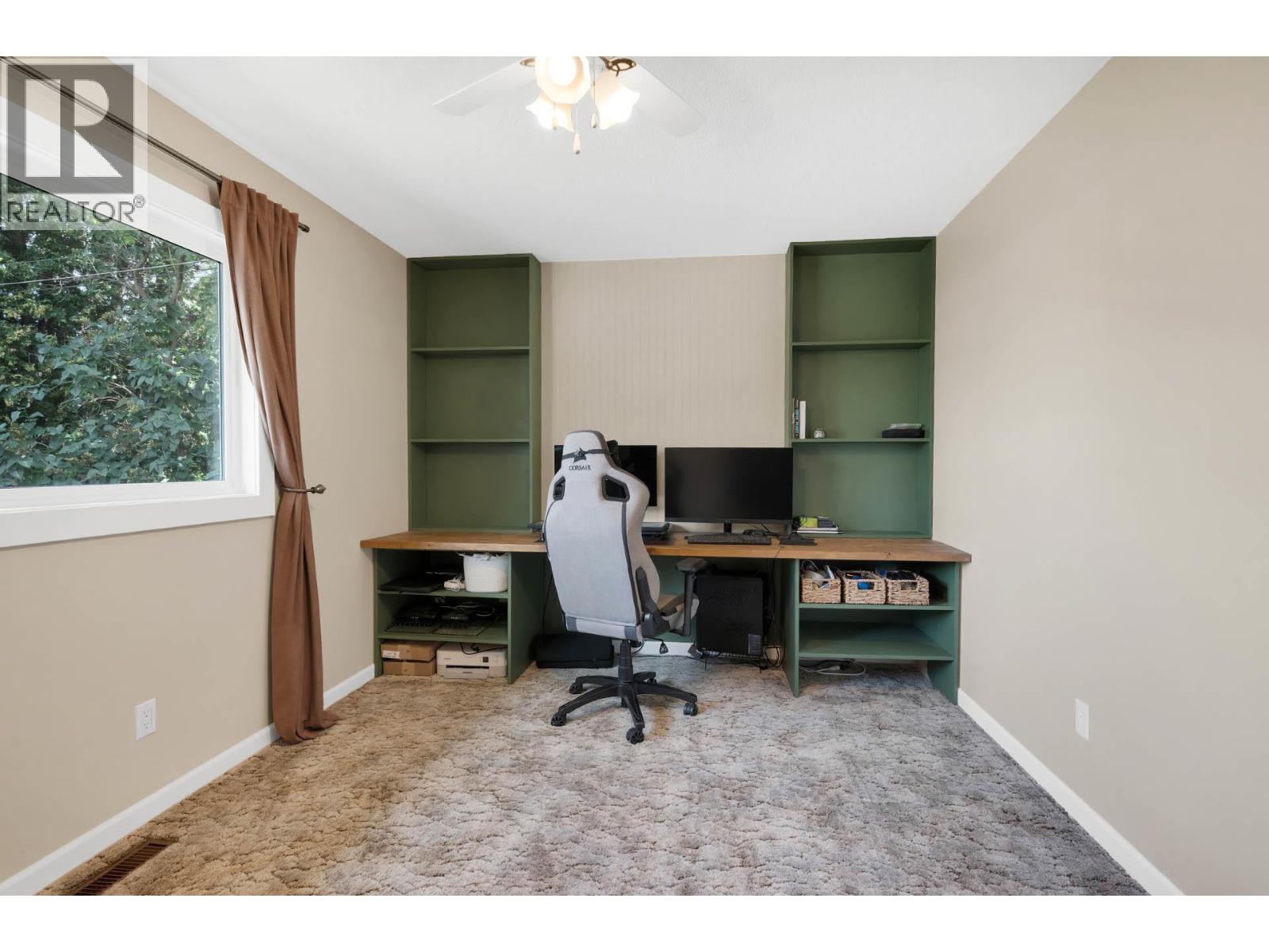 Photo 5 of 3576 Mountainview Place, Kamloops BC