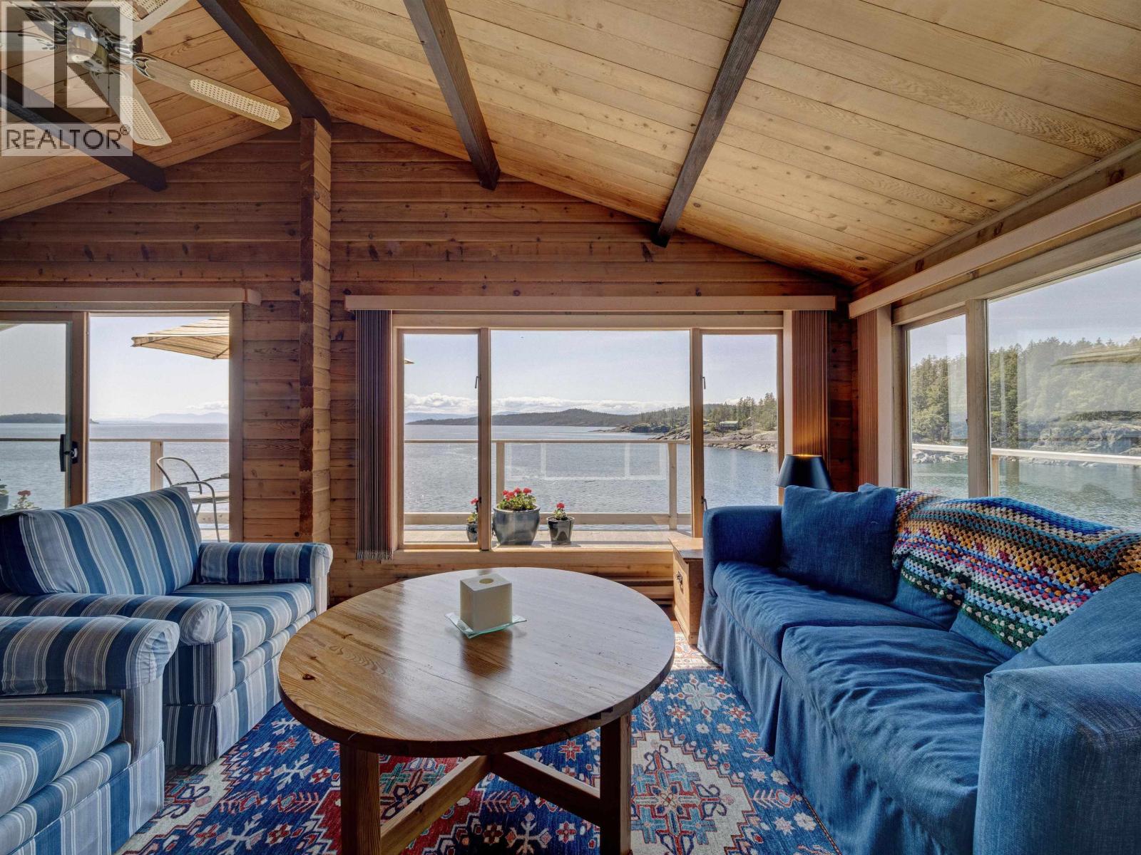 5297 TAYLOR CRESCENT, Halfmoon Bay