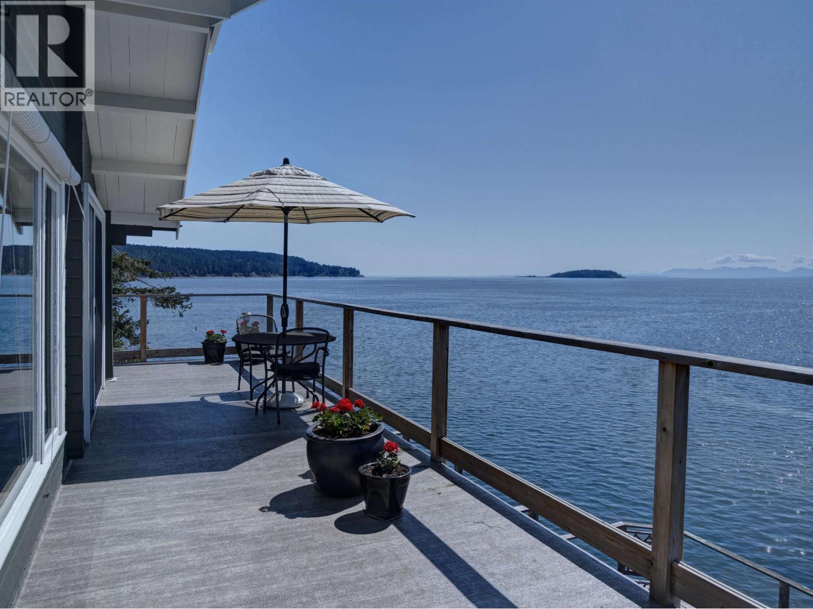5297 TAYLOR CRESCENT, Halfmoon Bay