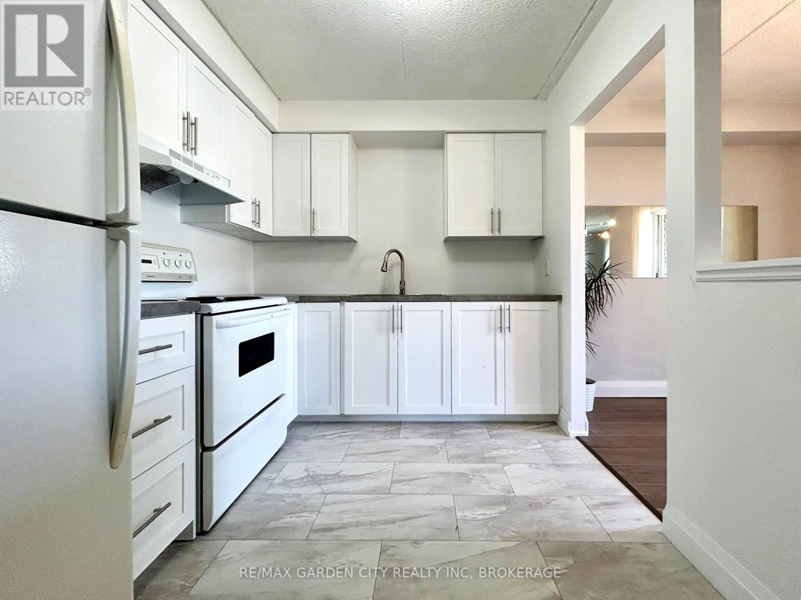 Photo 2 of 311 41 Rykert Street, St Catharines ON