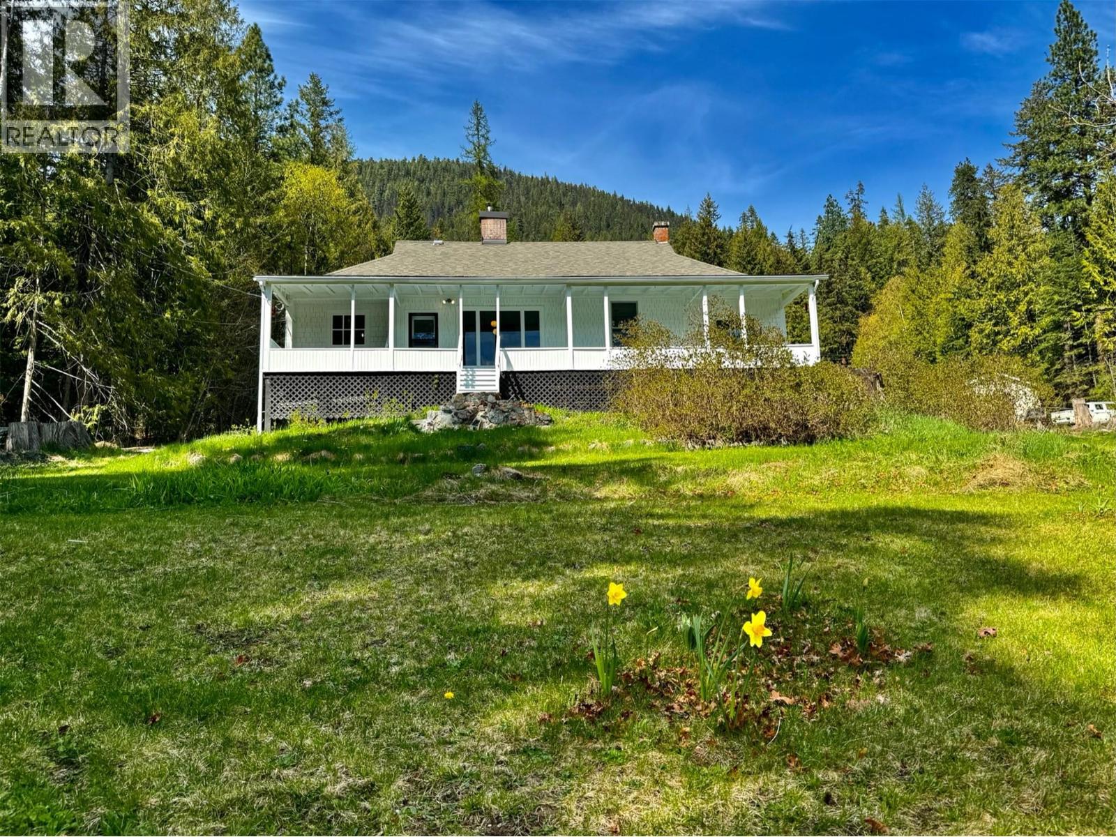 Photo 41 of 5759 Longbeach Road, Nelson BC