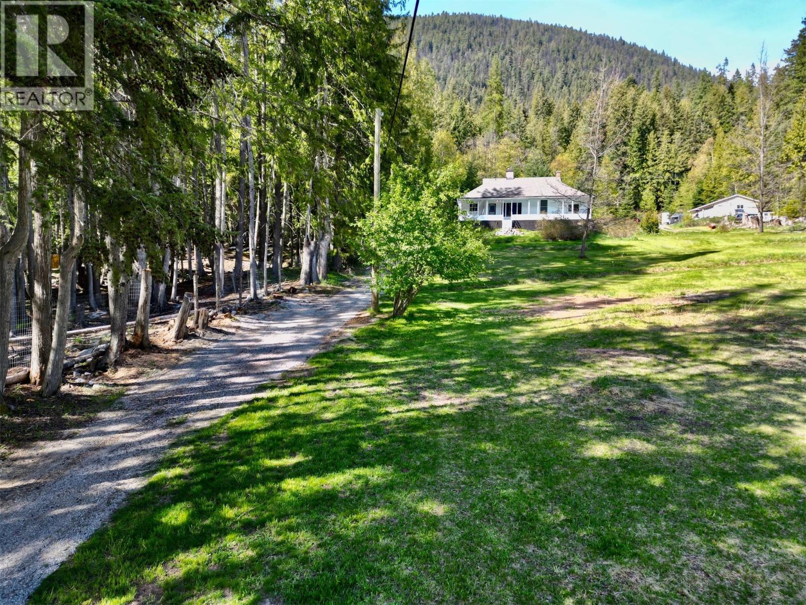 Photo 16 of 5759 Longbeach Road, Nelson BC
