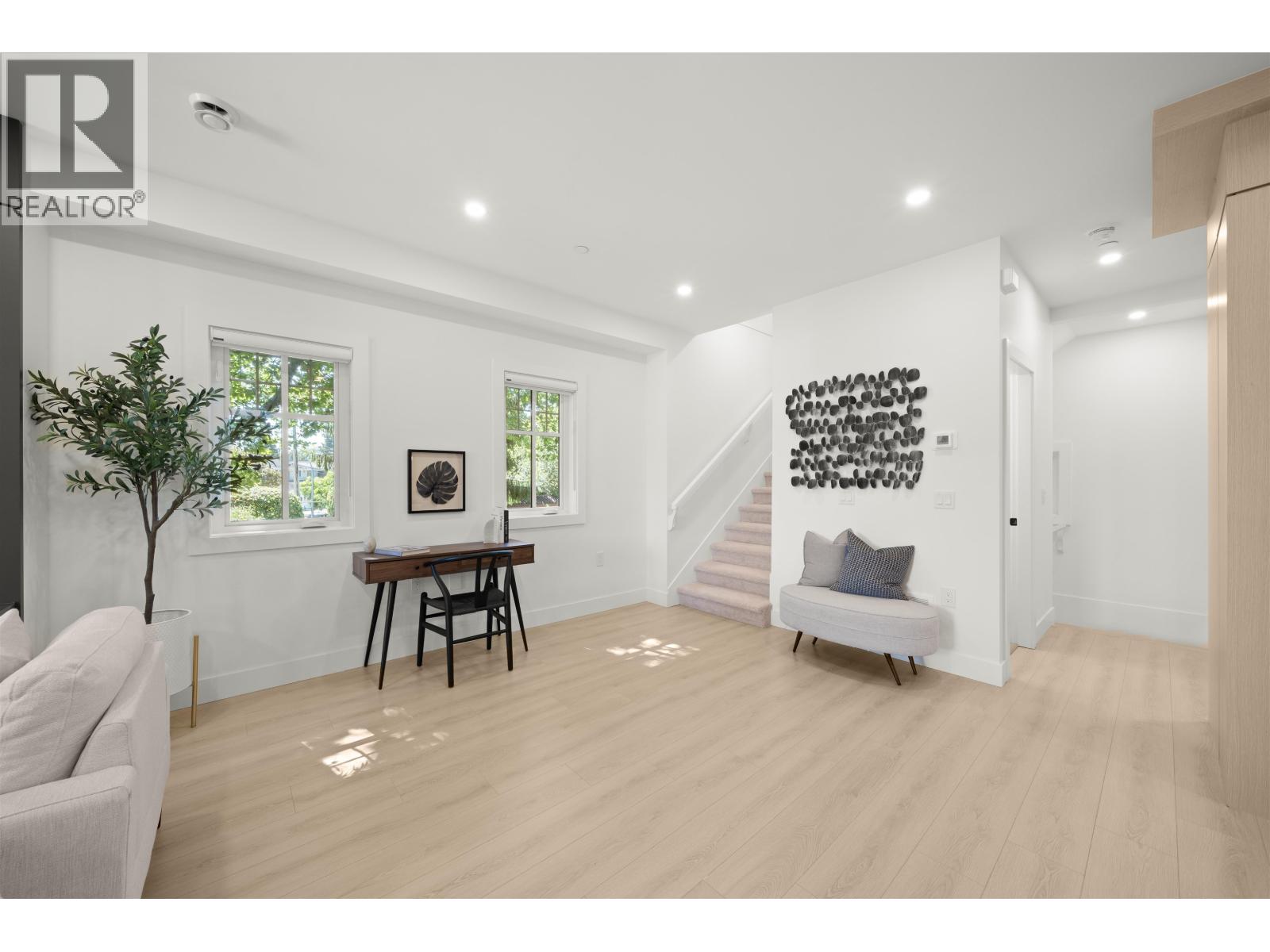 #2-4829 48 Avenue, Ladner