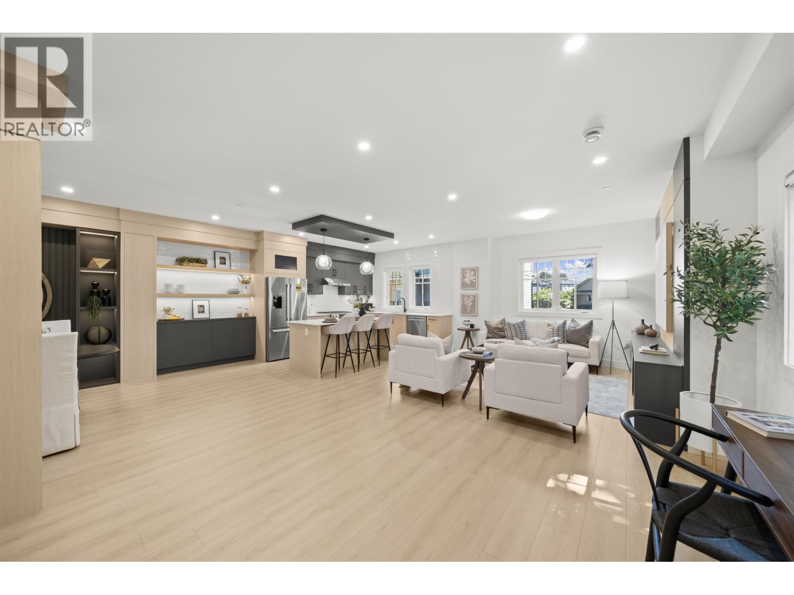 #2-4829 48 Avenue, Ladner