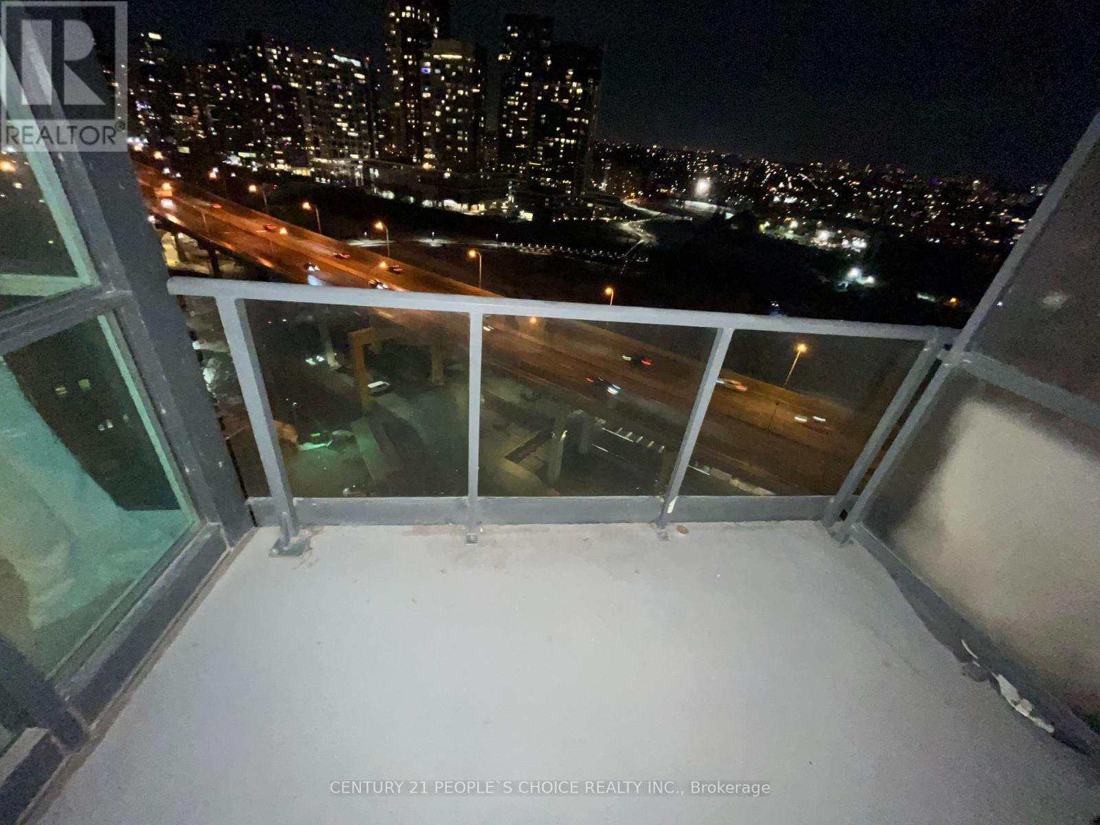 Photo 5 of 2005 231 Fort York Boulevard, Toronto ON