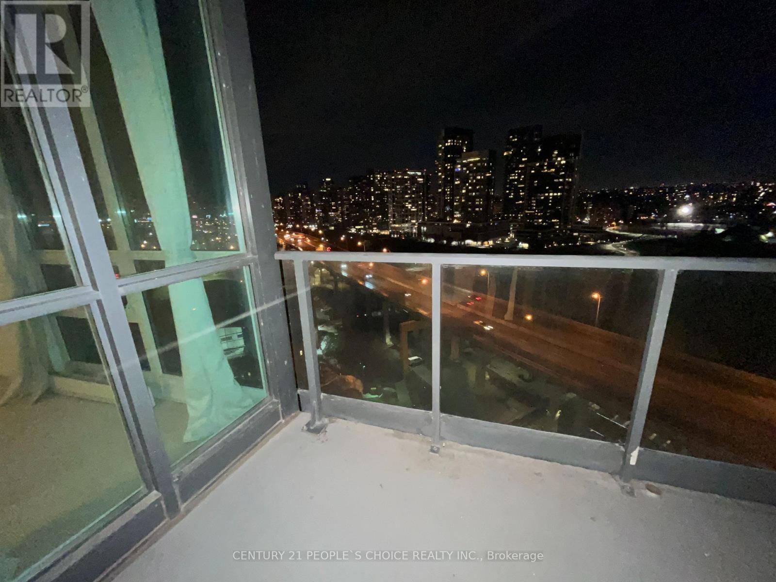 Photo 12 of 2005 231 Fort York Boulevard, Toronto ON