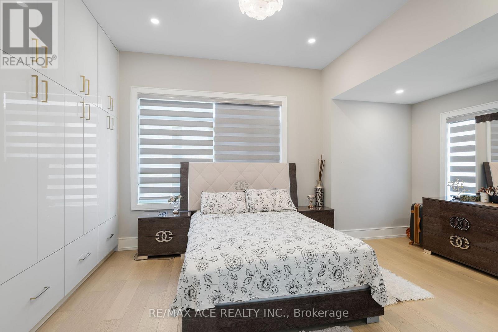 Photo 36 of 123 Park Street, Toronto ON
