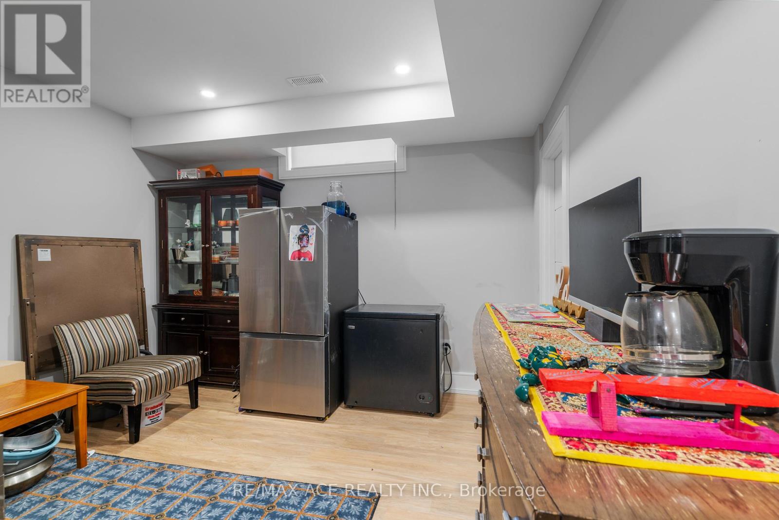 Photo 29 of 123 Park Street, Toronto ON