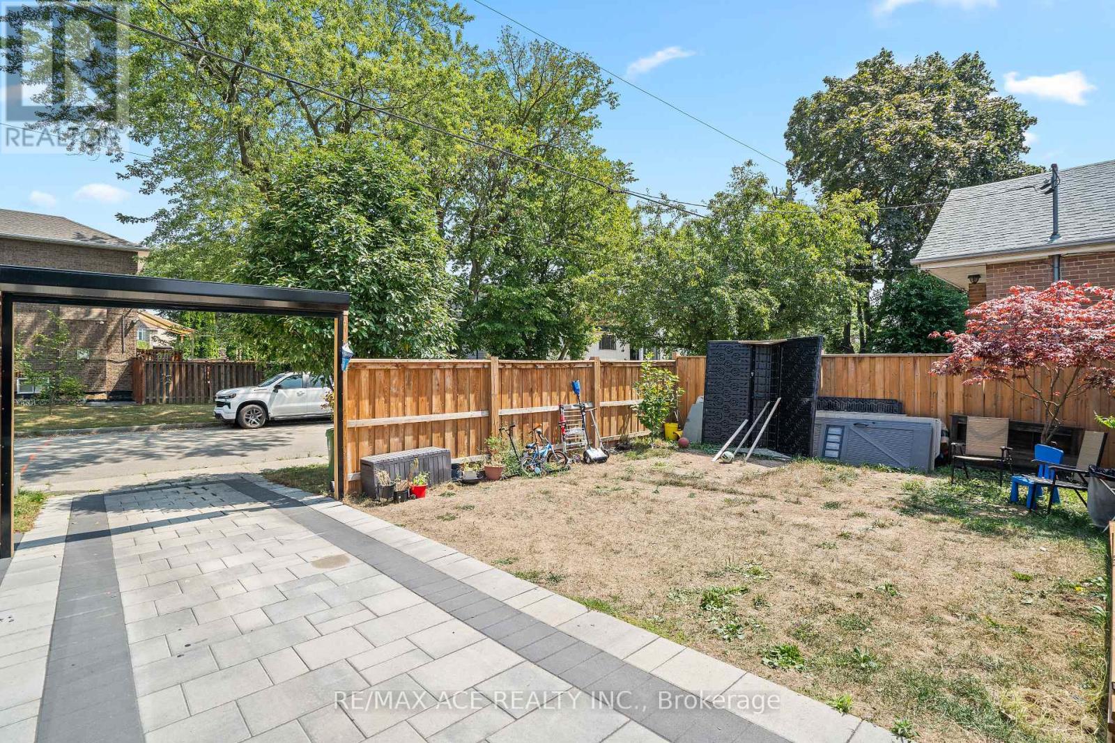 Photo 35 of 123 Park Street, Toronto ON