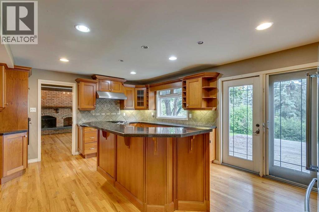 Single Family House for Sale in  Willamette Drive SE Willow Park Calgary 