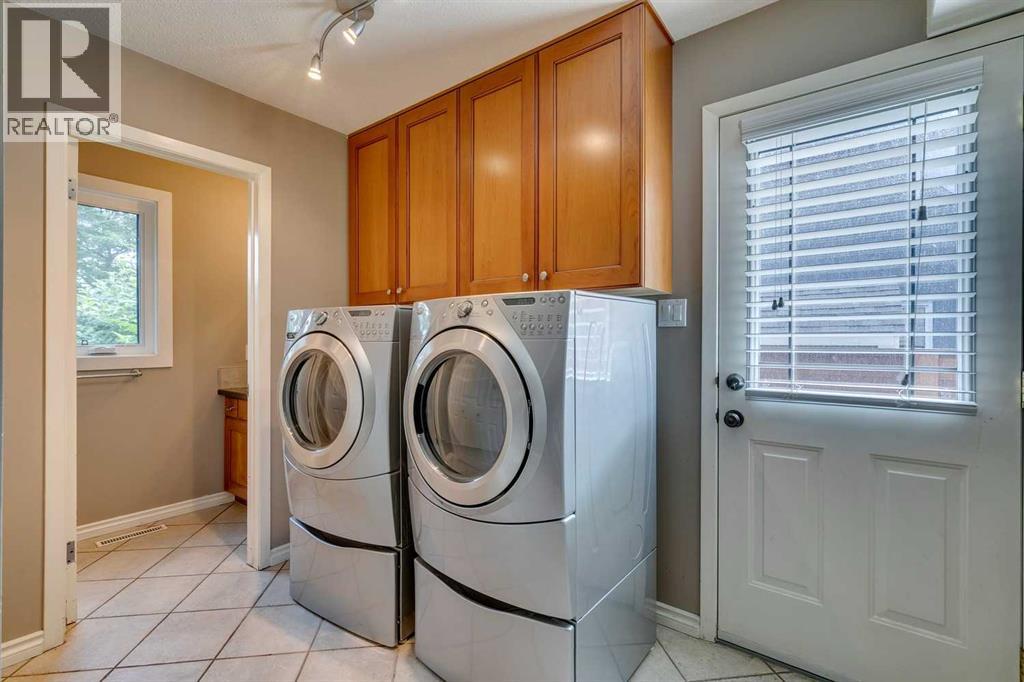 Single Family House for Sale in  Willamette Drive SE Willow Park Calgary 