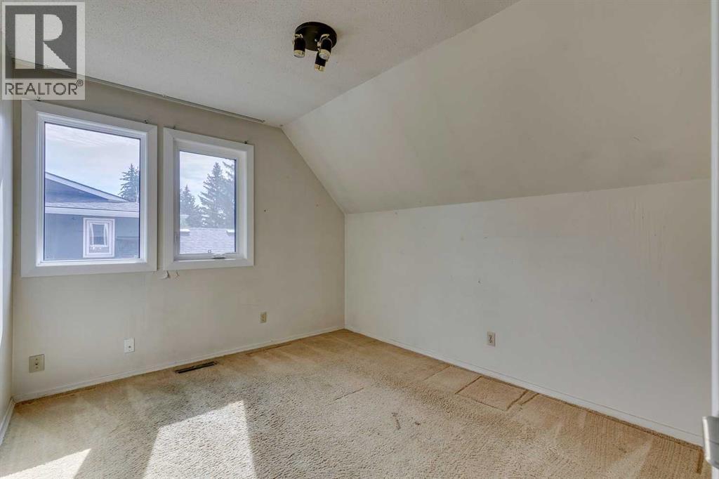 Single Family House for Sale in  Willamette Drive SE Willow Park Calgary 