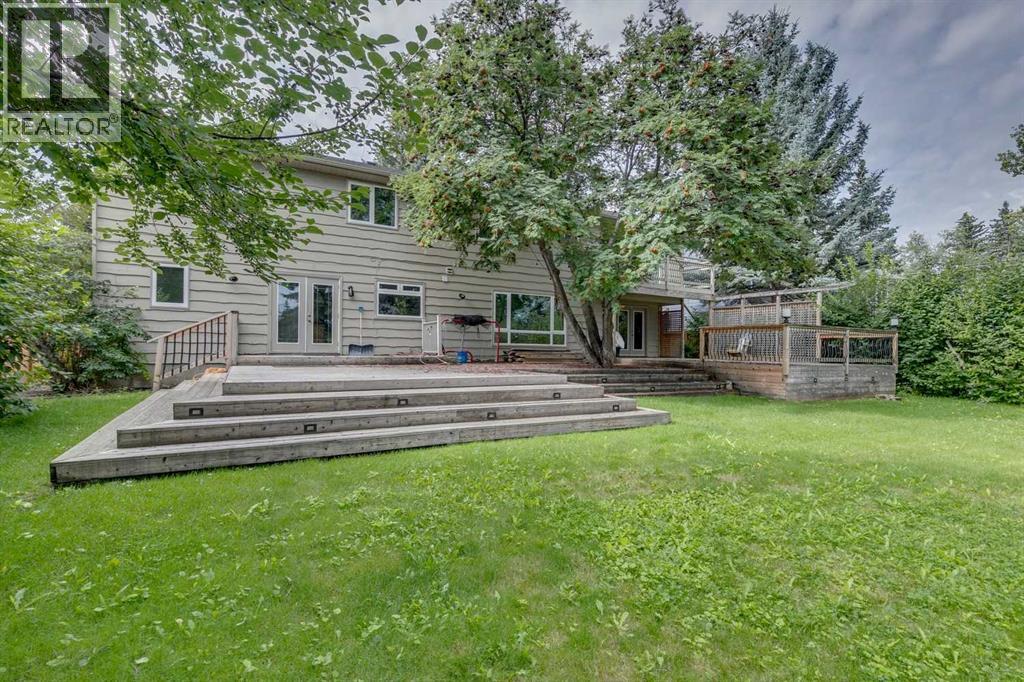 Single Family House for Sale in  Willamette Drive SE Willow Park Calgary 
