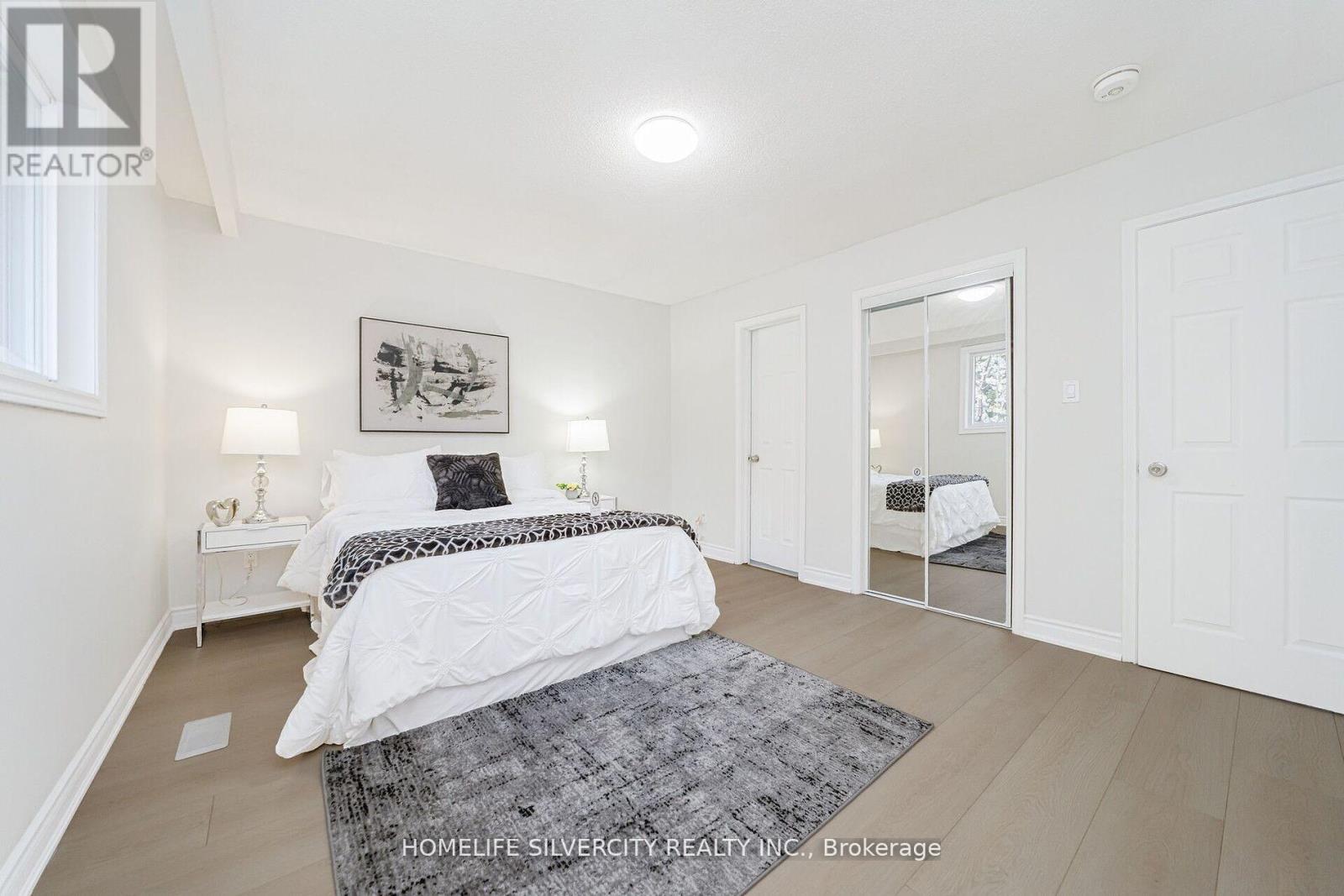 Photo 20 of 71 Massey Street, Brampton ON
