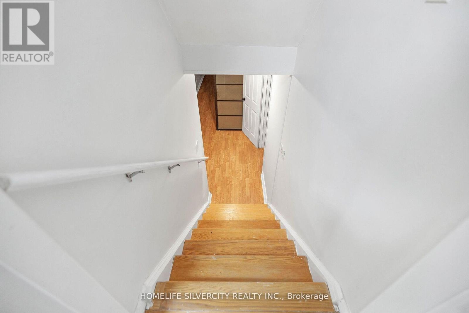 Photo 45 of 71 Massey Street, Brampton ON