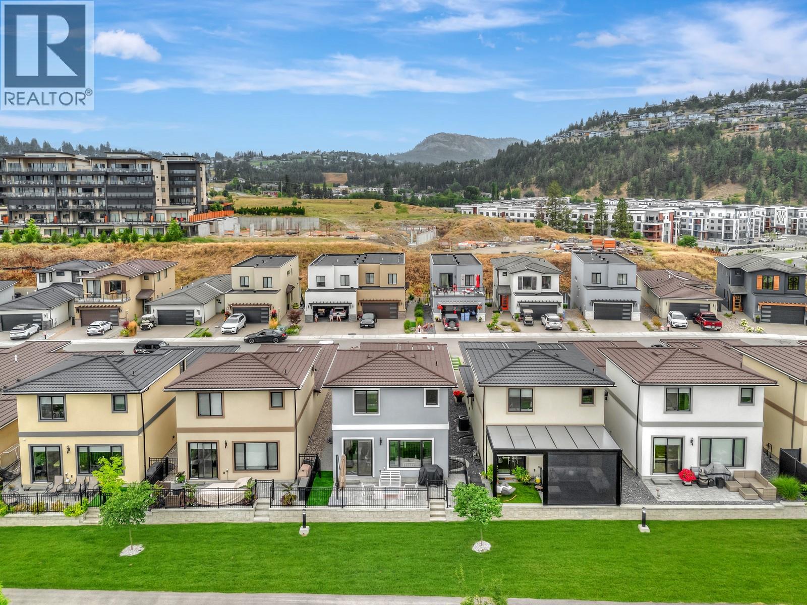  1865 Viewpoint Crescent, West Kelowna