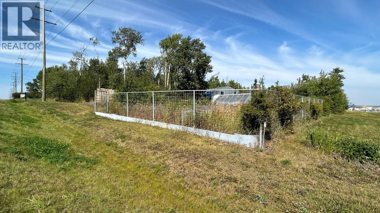 Photo 14 of 11108 85 Avenue, Fort St John BC