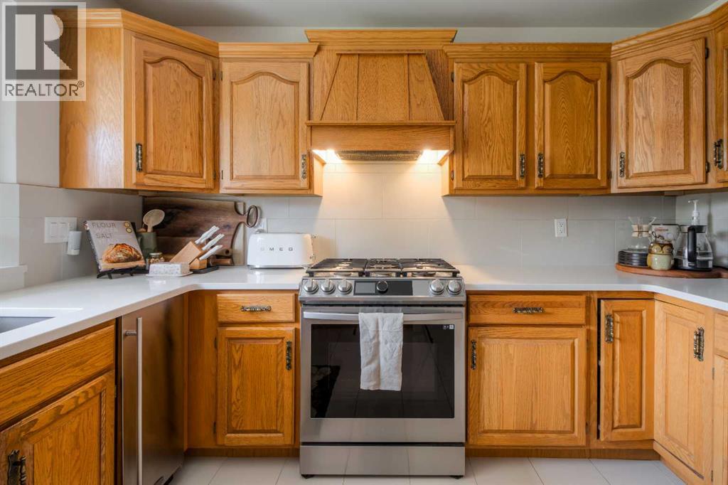Photo 32 of 3710 Oak Drive S, Lethbridge AB