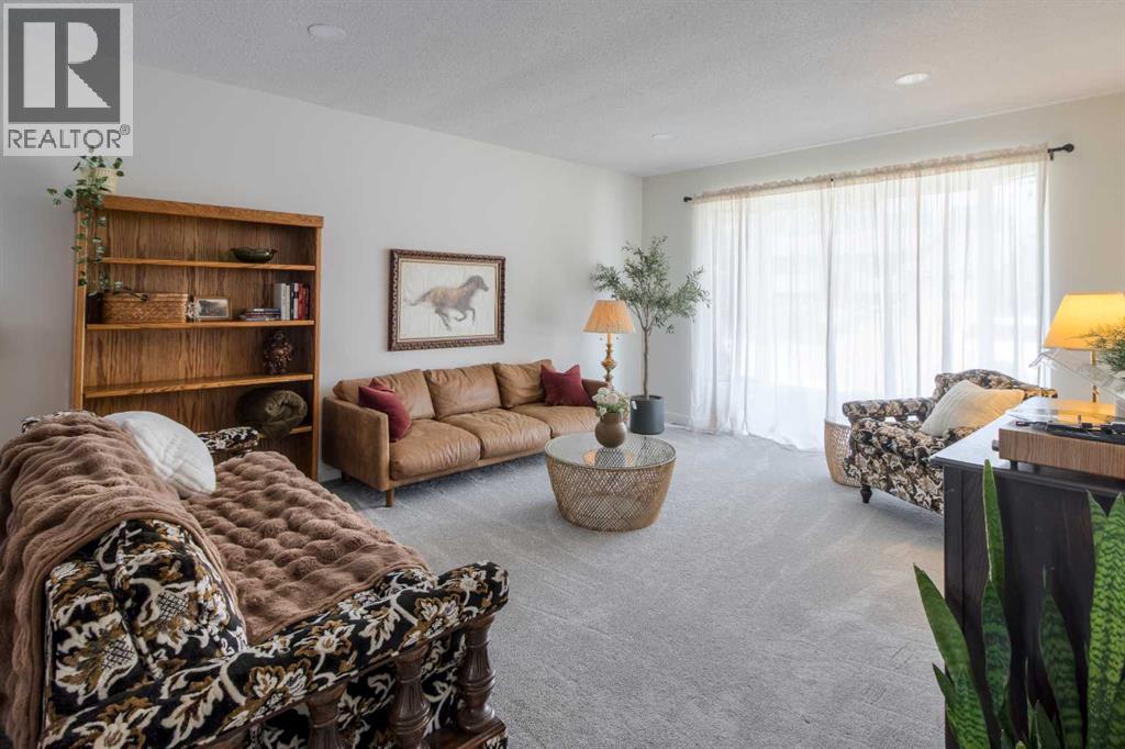 Photo 35 of 3710 Oak Drive S, Lethbridge AB