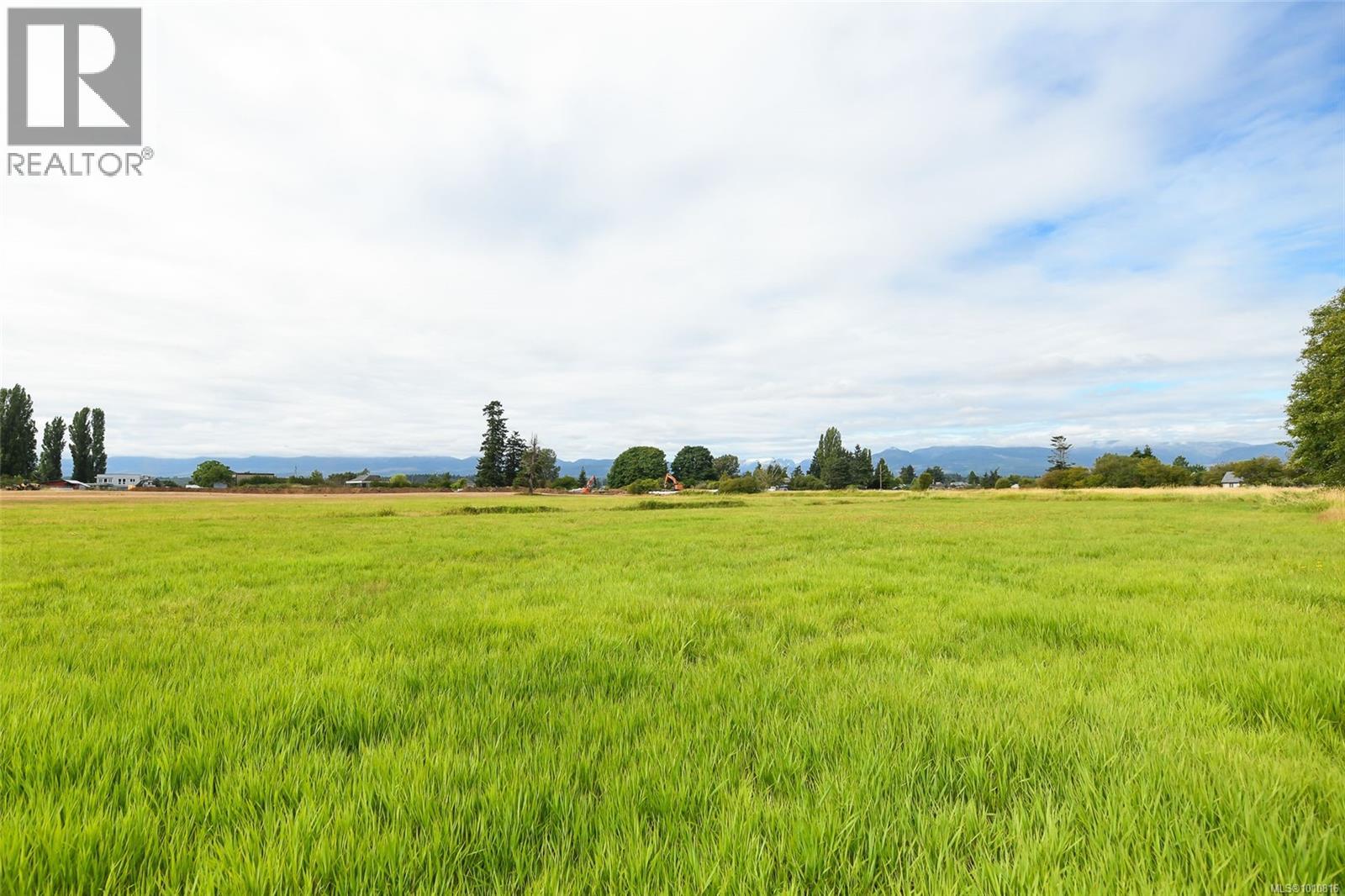 Vacant Land for Sale in Comox – Lot 6 Comox Rd