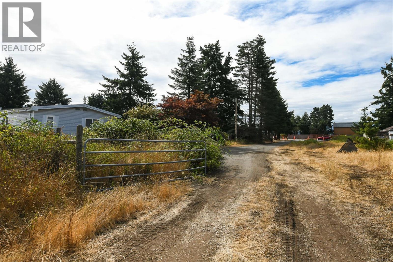 Vacant Land for Sale in Comox – Lot 6 Comox Rd - Image 11
