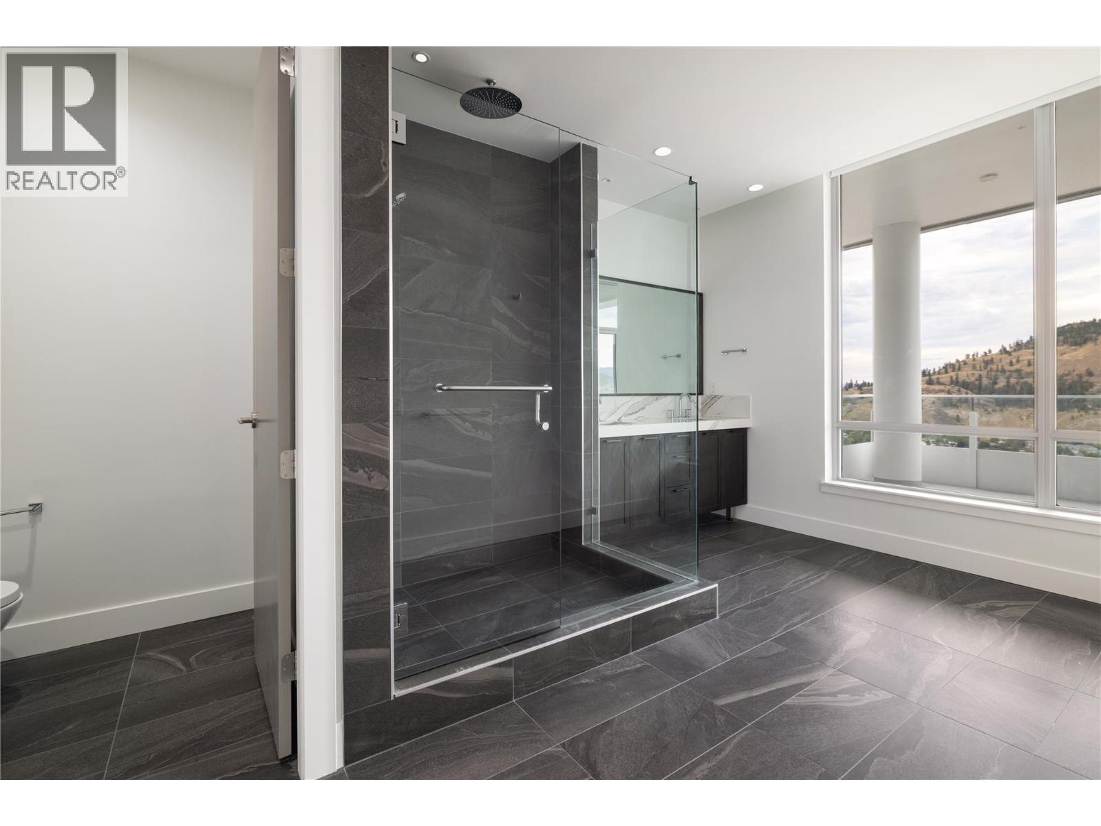 Photo 14 of 1181 Sunset Drive Unit 2803, Kelowna BC