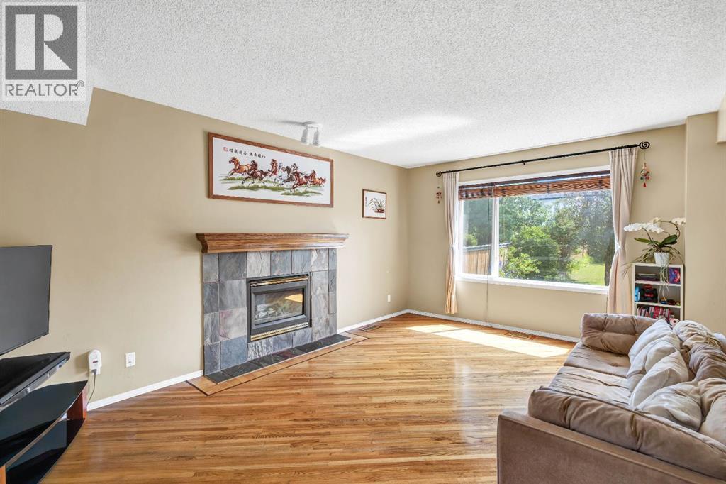 Single Family House for Sale in  Hidden Valley Drive NW Hidden Valley Calgary 
