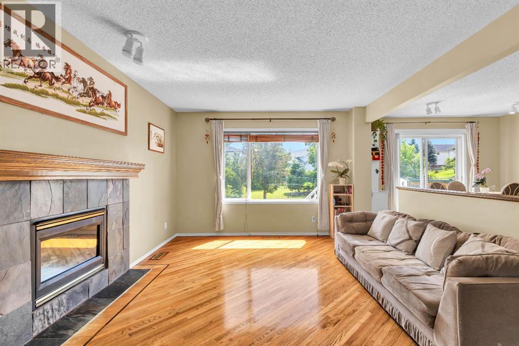 Single Family House for Sale in  Hidden Valley Drive NW Hidden Valley Calgary 